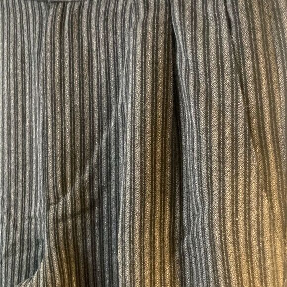 Pre Owned Women’s Just For Petites Pants Casual Sz 12 Black Gray Stripe Classic - Picture 11 of 11